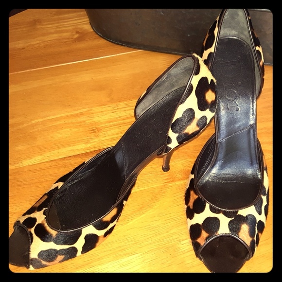 Christian Dior, Leopard Print Pony Hair Pump. - Picture 1 of 5